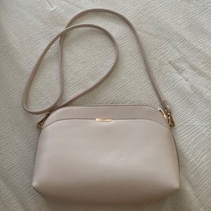 HM woman's crossbody bag - cream